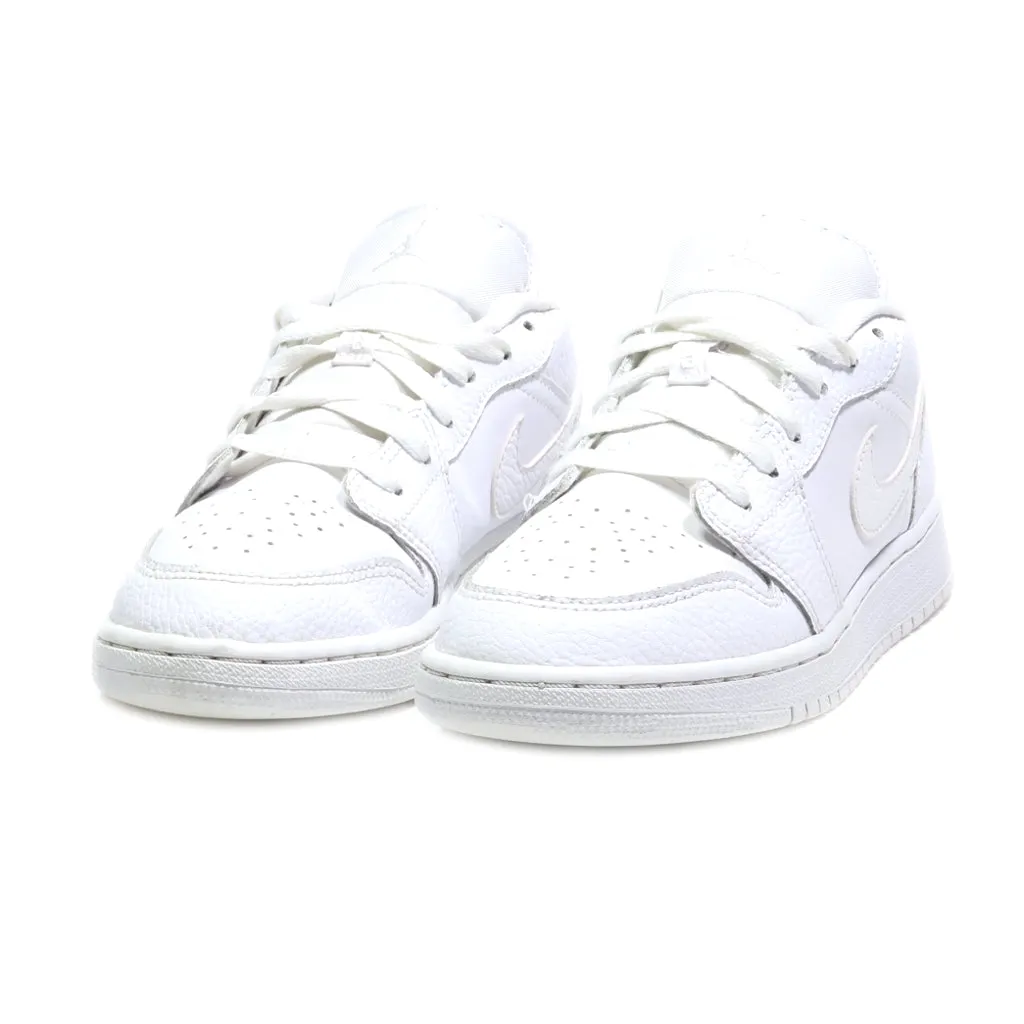 Air Jordan Air Jordan 1 Low-Top Sneakers Leather White Colour For Women