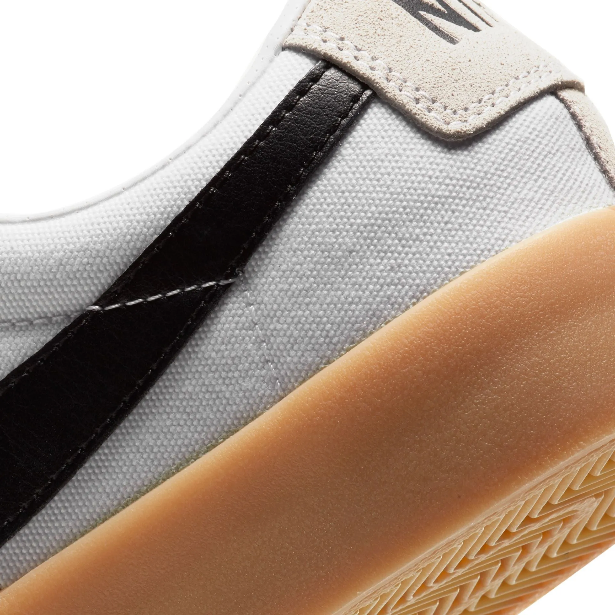 Blazer Low Pro GT (White/Black/White)