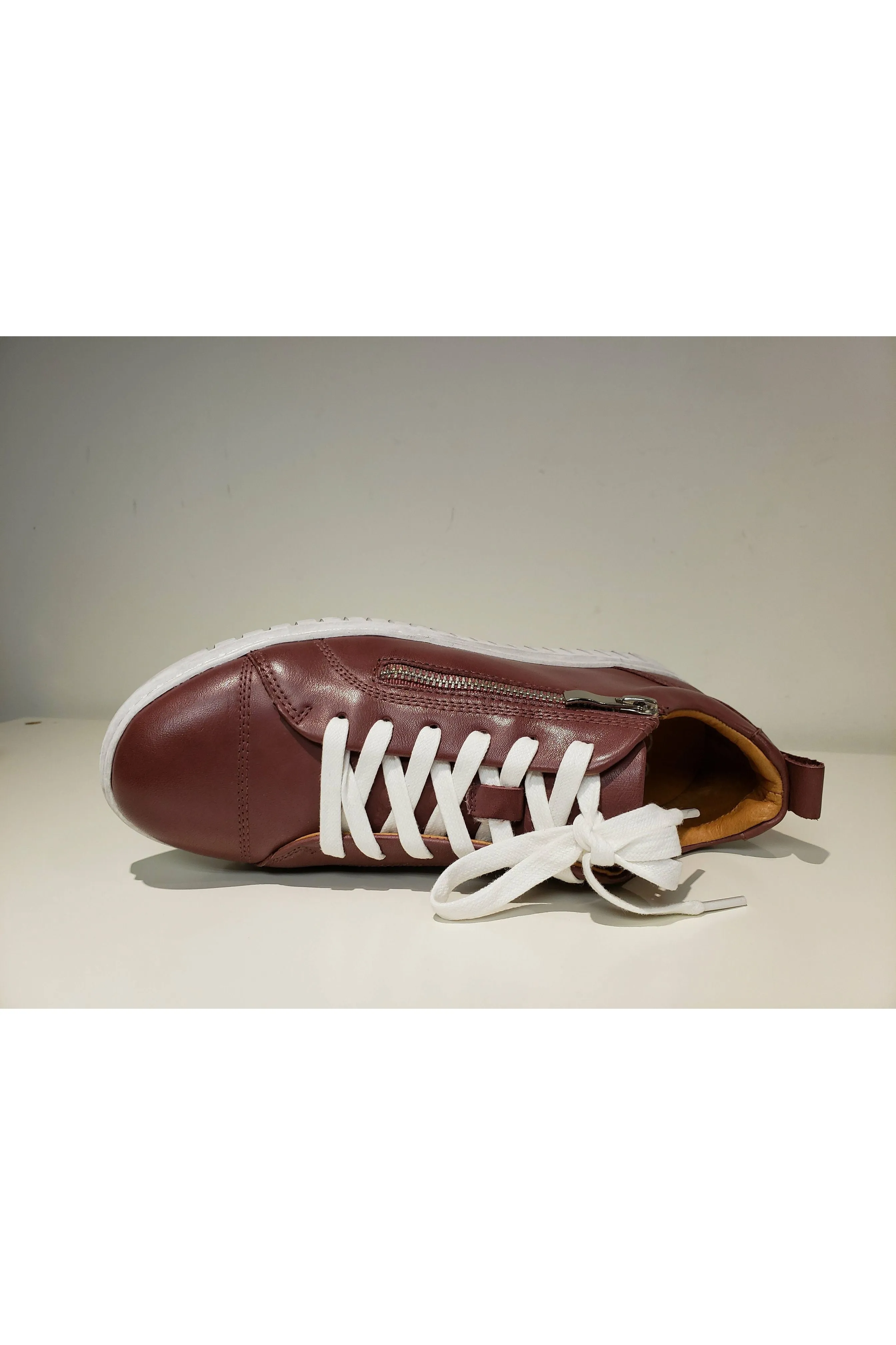 EOS Clarence Fashion Sneaker