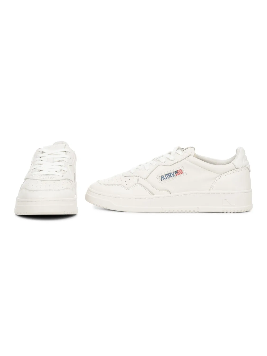 Medalist Low Man Sneaker