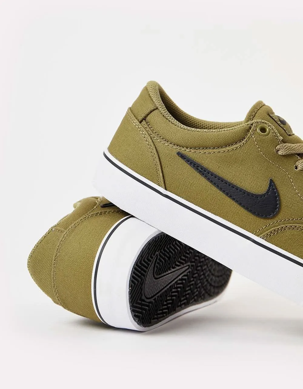 Nike SB Chron 2 Canvas Skate Shoes - Pilgrim/Black-Pilgrim-White