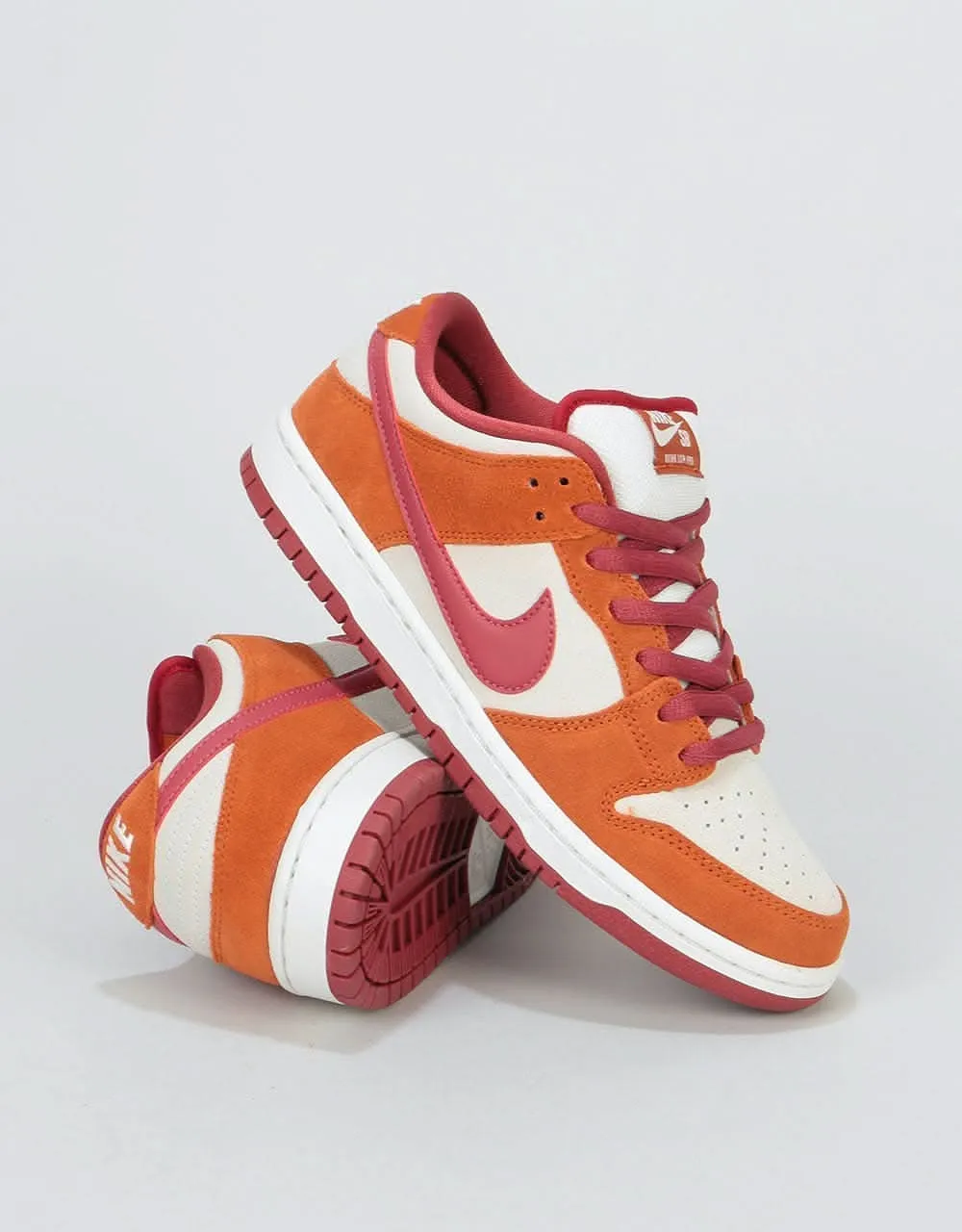 Nike SB Dunk Low Pro Skate Shoes - Dark Russet/Cedar-Summit White