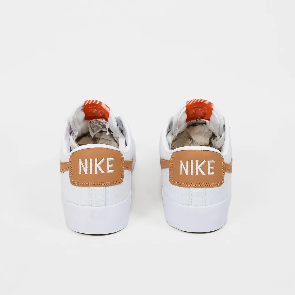 Nike SB - Orange Label Grant Taylor GT Blazer Low Shoes - White / Light Cognac