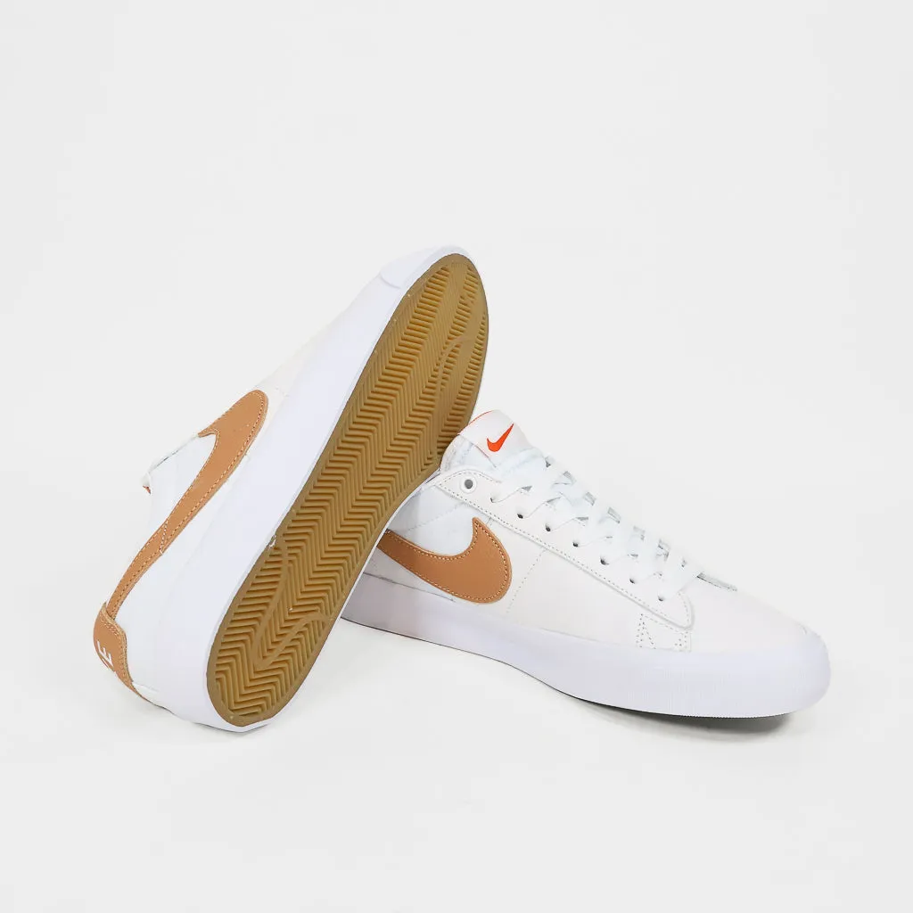 Nike SB - Orange Label Grant Taylor GT Blazer Low Shoes - White / Light Cognac