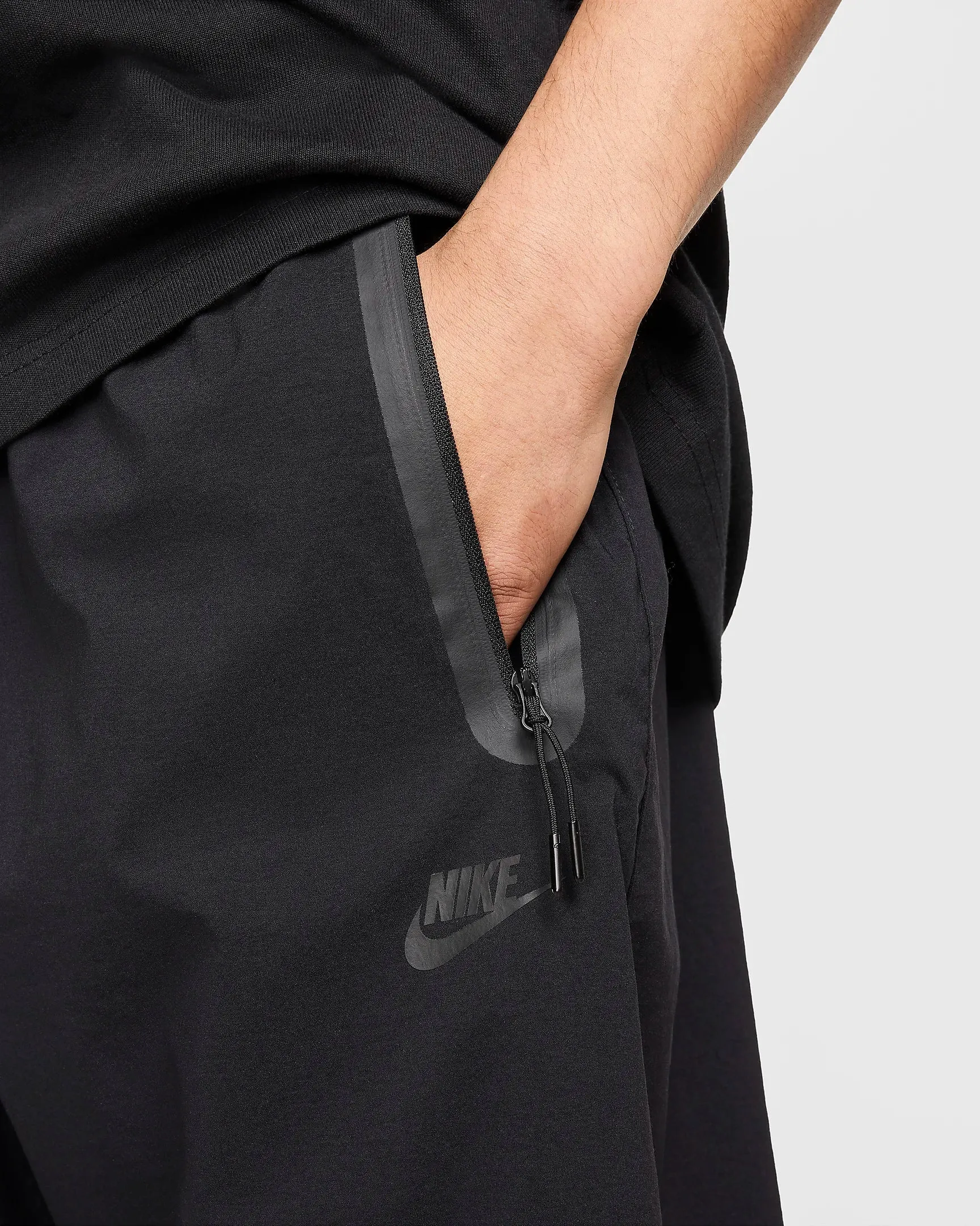 Nike Tech Men's Woven Oversized Pants