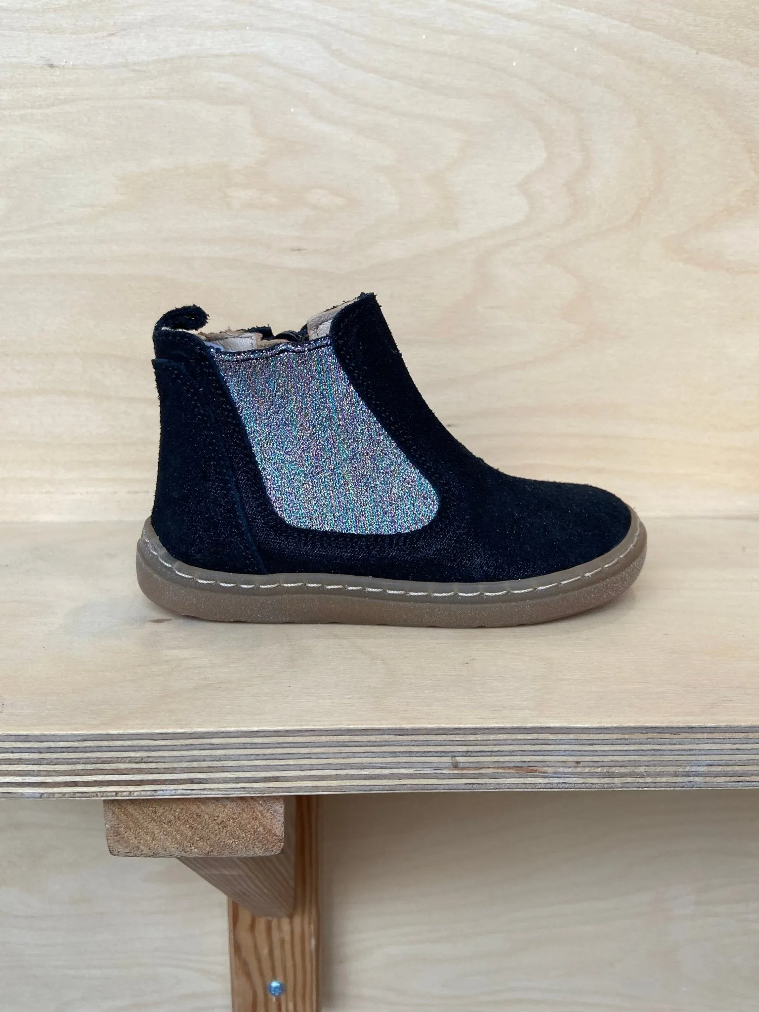 Petasil: Paz Chelsea Kids Boots - Silver Metal