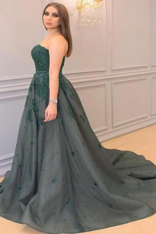 Princess Sweetheart Sleeveless Applique Court Train Tulle Plus Size Prom Dresses UQ2230