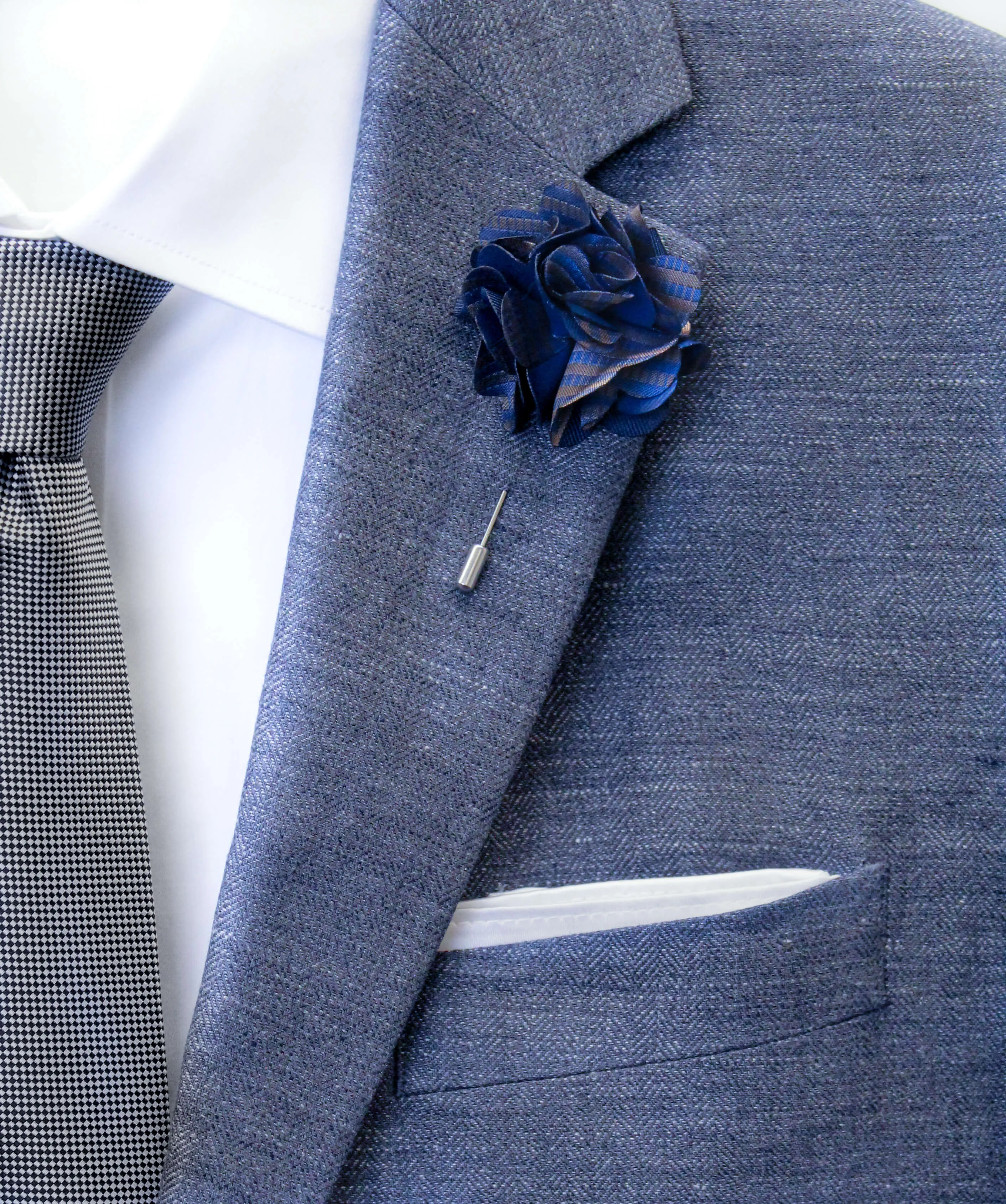 Single Malt Flower Lapel Pin