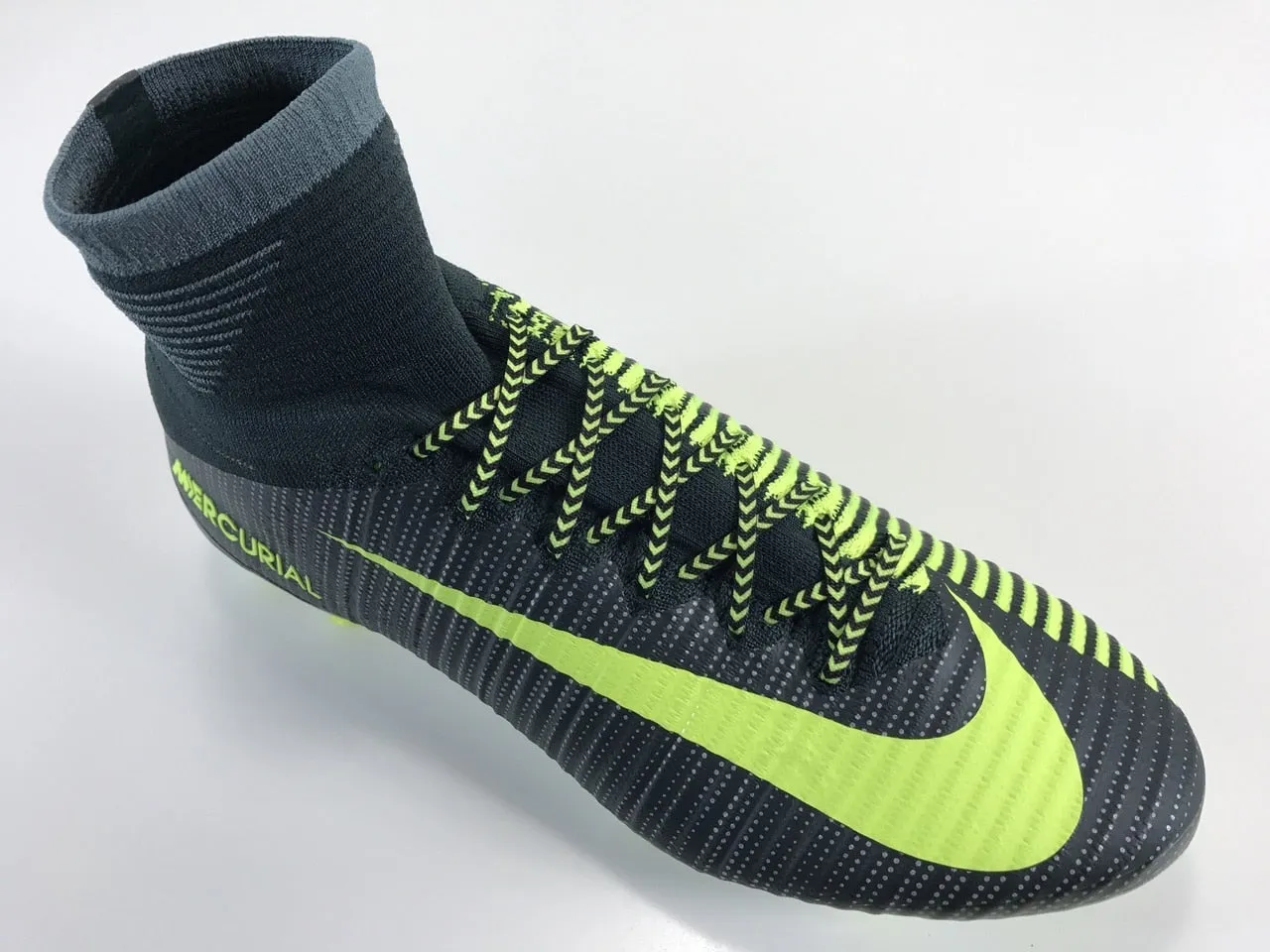 SR4U Laces Neon Yellow/Black Chevron Premium