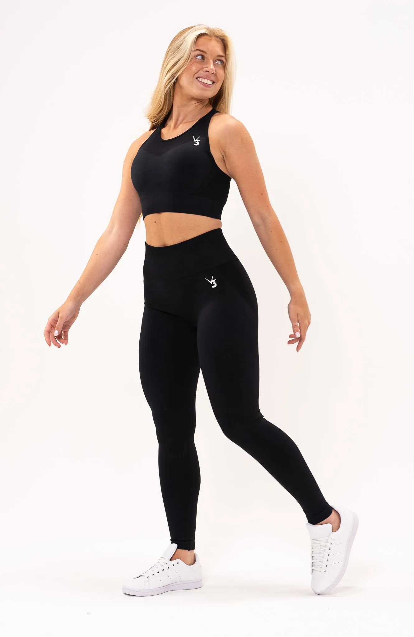 Tempo Seamless Sports Bra - Black