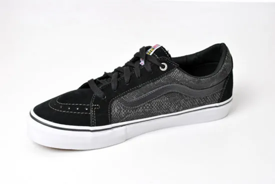 Vans - AV Native American (python) black