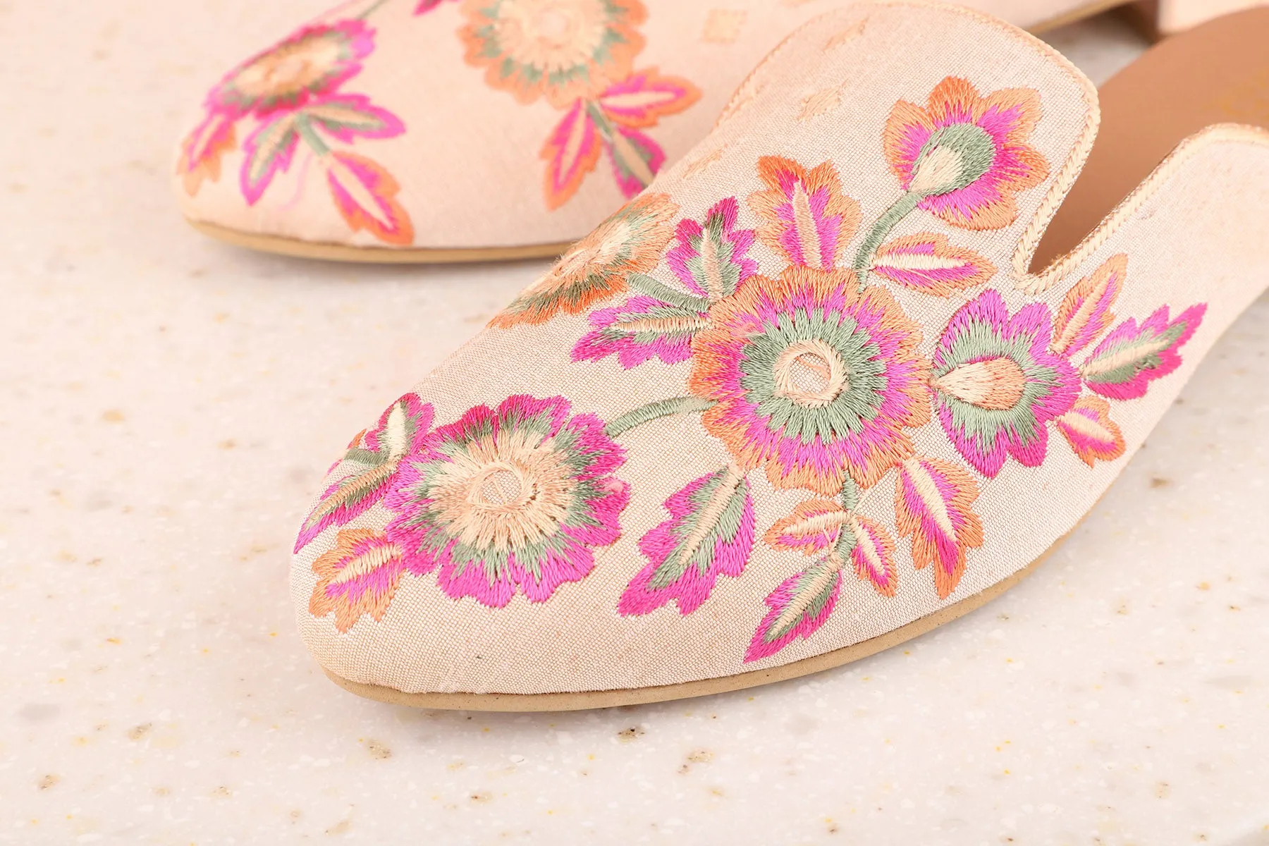 Women Peach Woven Design Ethnic Mules